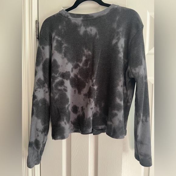 Tie Dye Long Sleeve - Picture 3 of 4